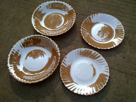 কারখানার সরাসরি চীন ছোট পিভিডি লেপ মেশিন দাম স্পট্রিং মেটাল ডিপজিশন পিভিডি লেপ মেশিন হার্ড টুল লেপ জন্য