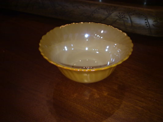 কারখানার সরাসরি চীন ছোট পিভিডি লেপ মেশিন দাম স্পট্রিং মেটাল ডিপজিশন পিভিডি লেপ মেশিন হার্ড টুল লেপ জন্য