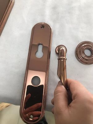 উল্লম্ব একক দরজা স্টেইনলেস স্টীল আসবাবপত্র কালো পিভিডি ভ্যাকুয়াম লেপ মেশিন