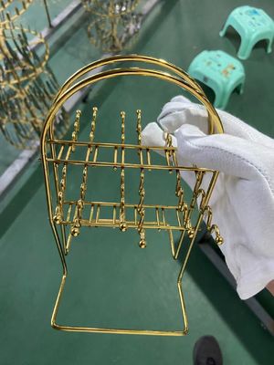 নতুন ডিজাইন পেশাদার স্টেইনলেস স্টীল টুল ছাঁচ পিভিডি ভ্যাকুয়াম টাইটানিয়াম নাইট্ৰাইড কোটিং সরঞ্জাম