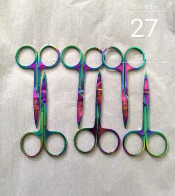 দৈনন্দিন ব্যবহারের জন্য ক্ষয় প্রতিরোধী এবং মসৃণ পৃষ্ঠ সহ মাল্টি-রঙের পিভিডি ভ্যাকুয়াম লেপ কাঁচি