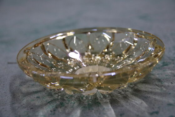 মিরর-লাইক ফিনিশ এবং মাল্টি-সাবস্ট্রেট অ্যাপ্লিকেশনের জন্য ফুল অটো কন্ট্রোল সহ অ্যাক্রিলিক ডেকোরেশন পিভিডি কোটিং ইকুইপমেন্ট